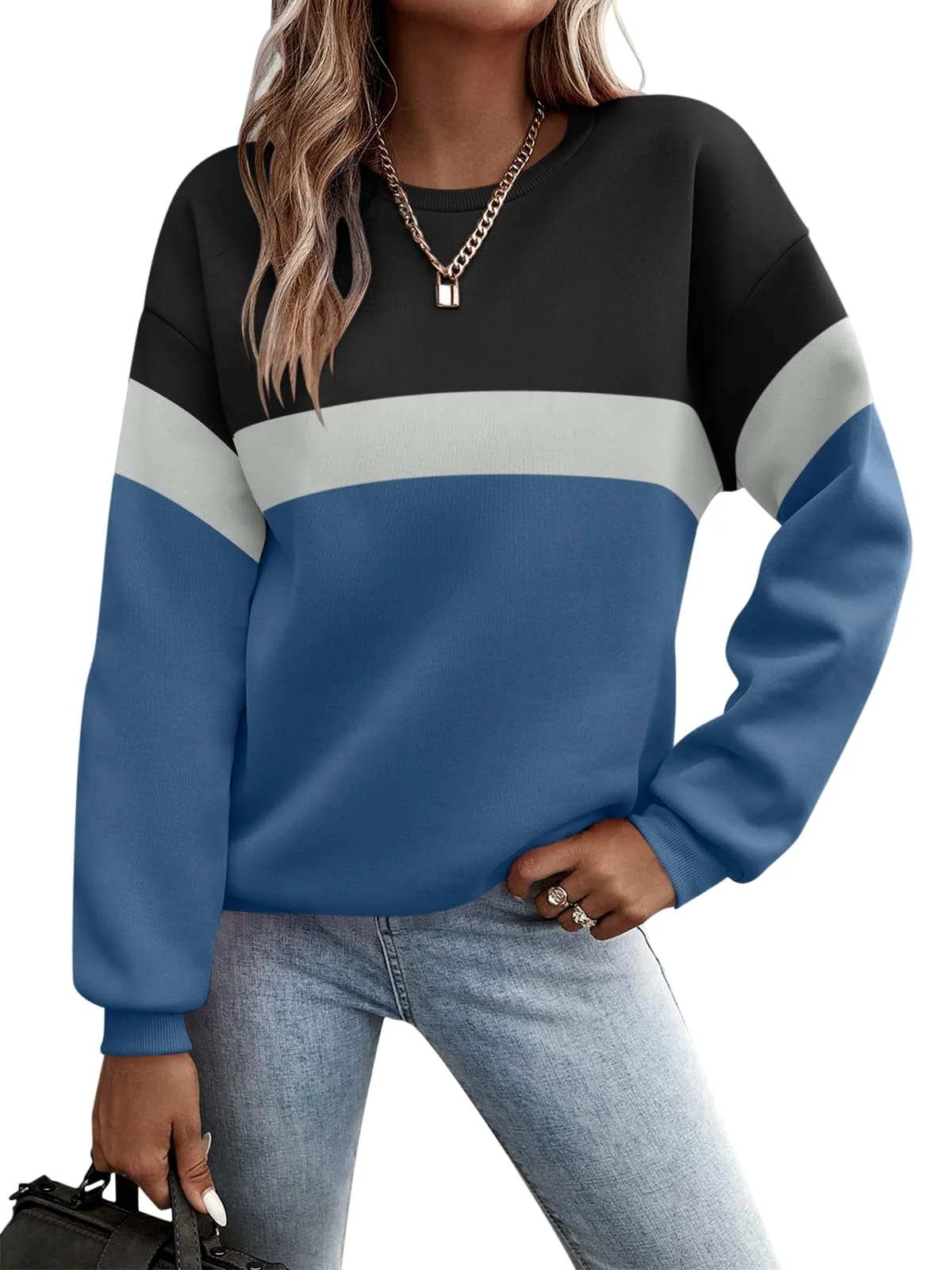 TICTICMIMI Color block crewneck sweatshirt in Black Blue