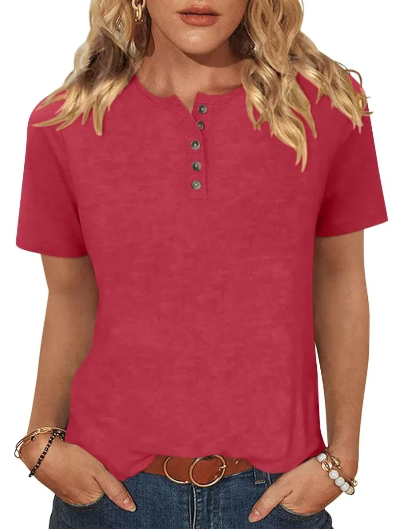 TICTICMIMI Crewneck button henley tee in Red