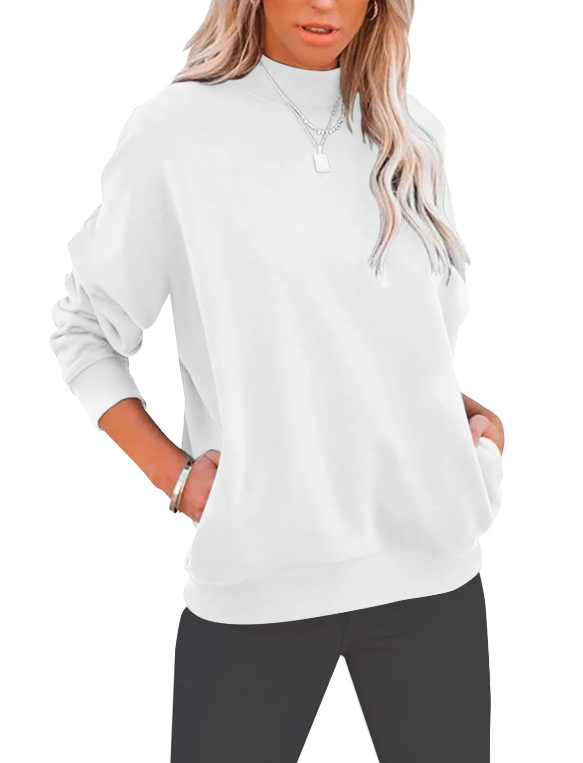 TICTICMIMI Mock neck tunic sweatshirt with pockets in White