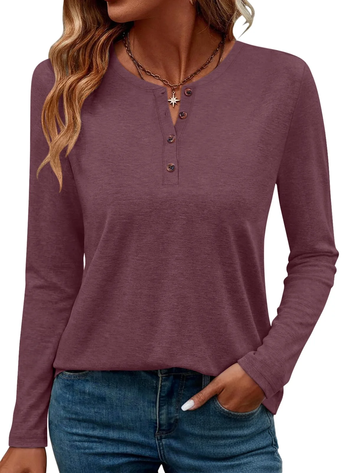 TICTICMIMI Split-neck long sleeve henley in Wine